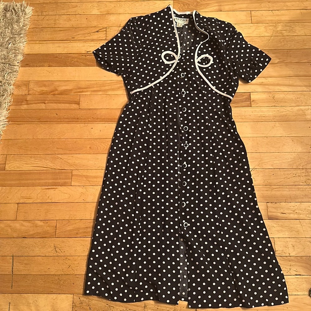Beautiful vintage, navy blue  polka dot dress